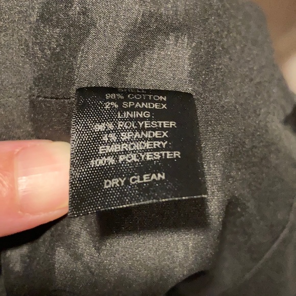 WHBM embroidered cocktail dress - Picture 5 of 6